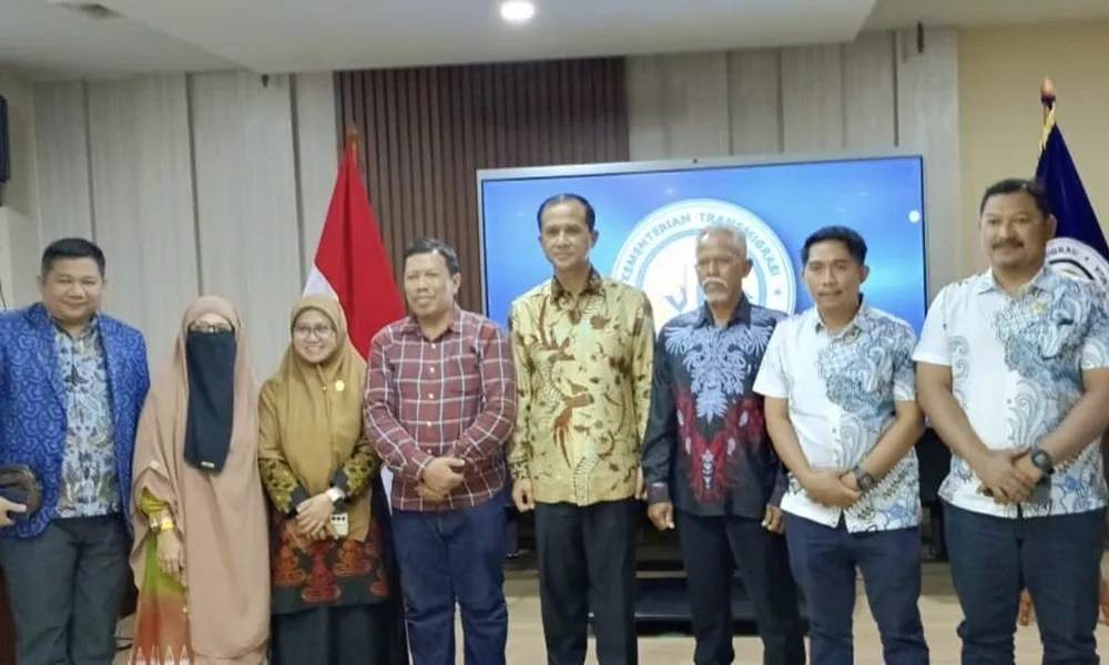 12 Tahun Tanpa Lahan Menakertrans Turun Tangan Perintahkan Dirjen Bertindak