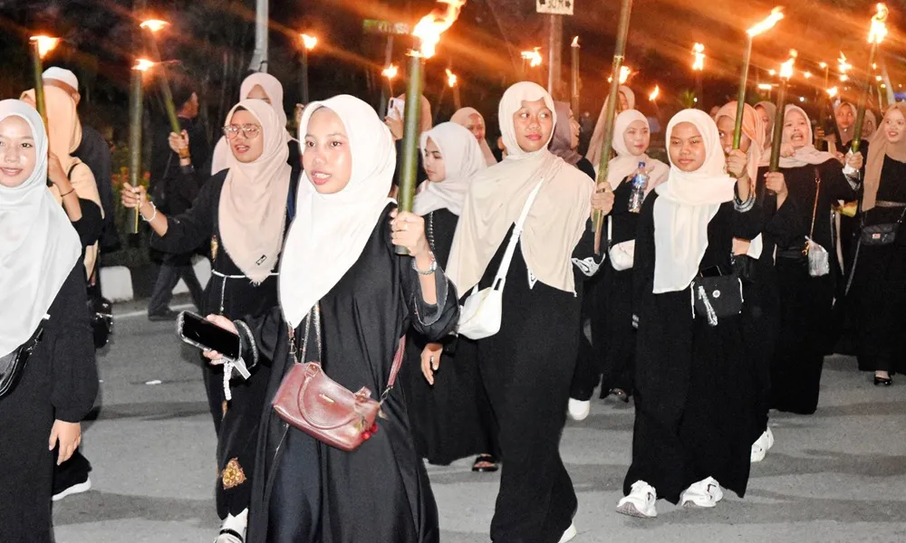 Pawai Obor Sungai Kayan Semarakkan Ramadan 1447 H di Bulungan Kaltara